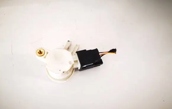Opel Corsa E Clutch pedal sensor 13597416