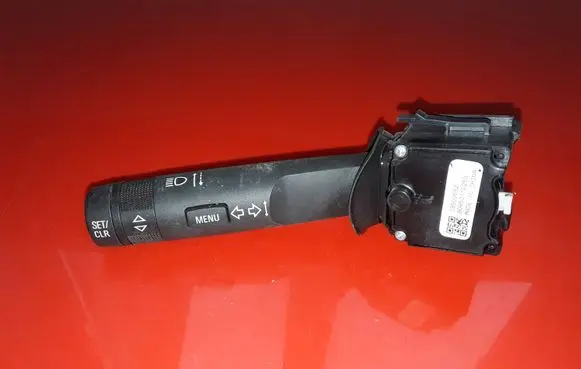 Opel Insignia A Indicator stalk 13500692 90850110253