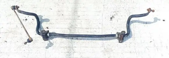 Ford Mondeo Mk III Front anti-roll bar/sway bar