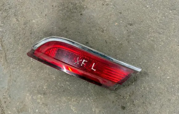 Jaguar XF X250 Tailgate rear/tail lights 8X2315K272