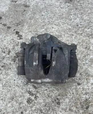 Mercedes-Benz E W211 Front brake caliper