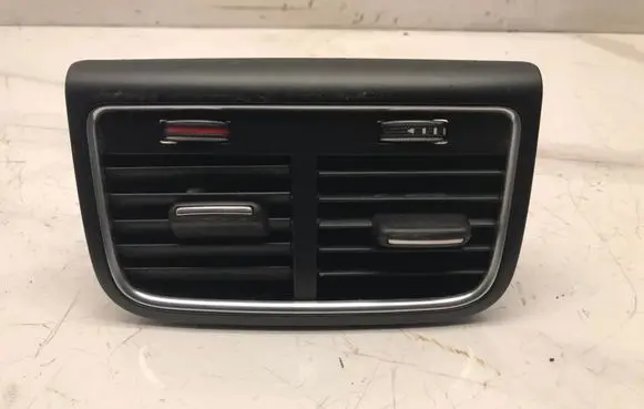 Audi A5 8T 8F Rear air vent grill 8K0819203