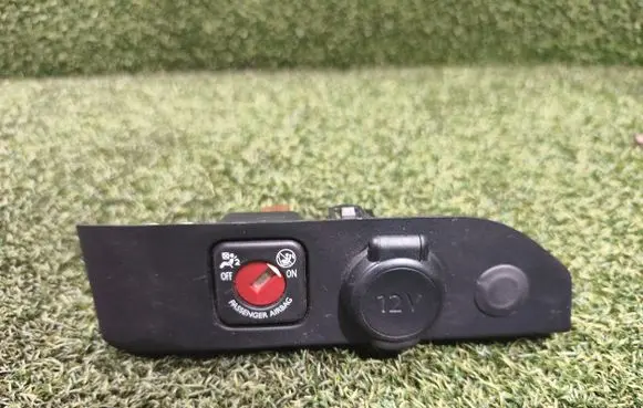 Fiat Scudo Passenger airbag on/off switch 22742 988338631ZD 21860076