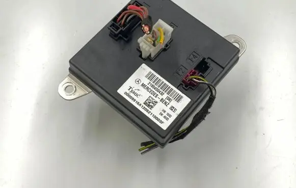 Mercedes-Benz CLS C219 Comfort/convenience module 2195450432