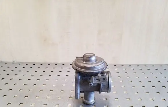 BMW 3 E46 EGR valve 778545204 72826400