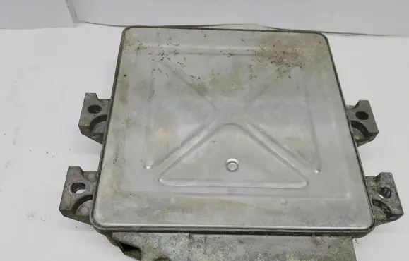 Peugeot 206 Engine control unit/module 9639908180