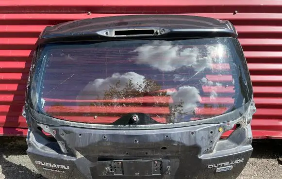 Subaru Outback Tailgate/trunk/boot lid