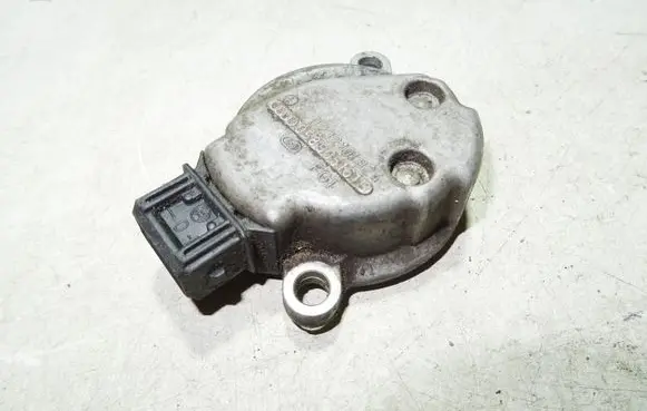 Audi A6 S6 C5 4B Crankshaft position sensor 058905161B 0232101024