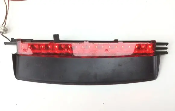 Audi A6 S6 C6 4F Third/center stoplight 4F5945097