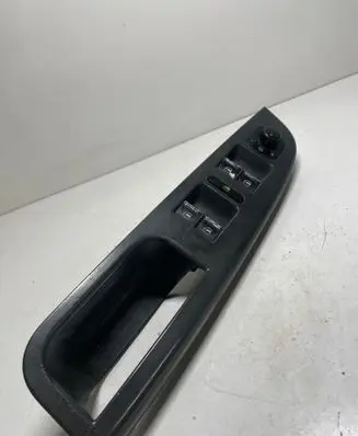 Volkswagen Golf V Electric window control switch 1K4959857 026405S