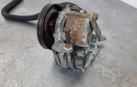 Fiat Fiorino Power steering pump