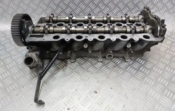 Volvo XC90 Engine head 08692974002