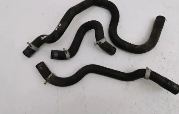 Toyota C-HR I Engine coolant pipe/hose