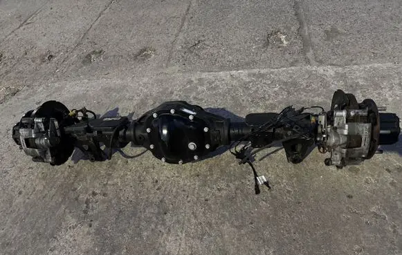 Renault Master III Rear axle beam with reductor 383006316R OH2025