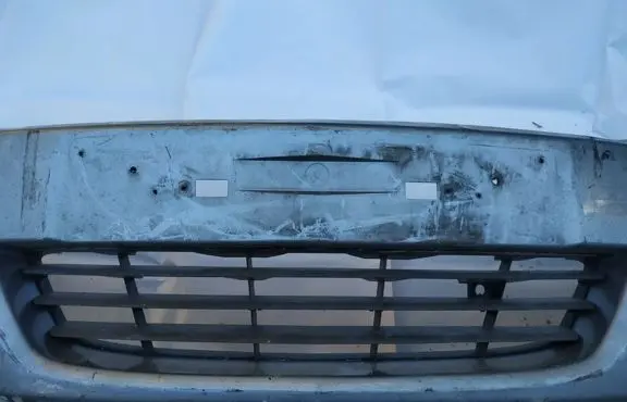Opel Astra H Front bumper lower grill