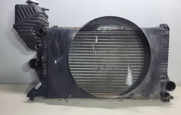Mercedes-Benz Sprinter W901 W902 W903 W904 Radiator set A90150516