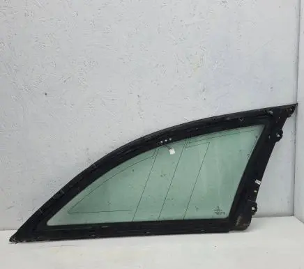 Mercedes-Benz E W211 Rear side window A2116701512