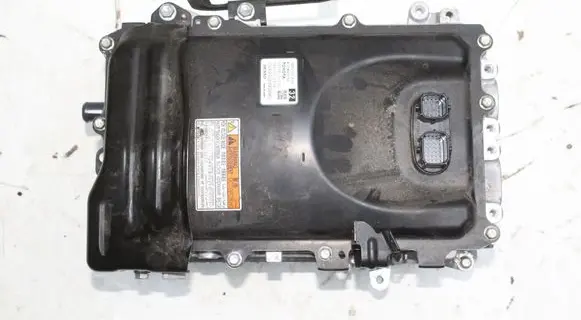 Toyota Yaris XP210 Voltage converter inverter G920052320