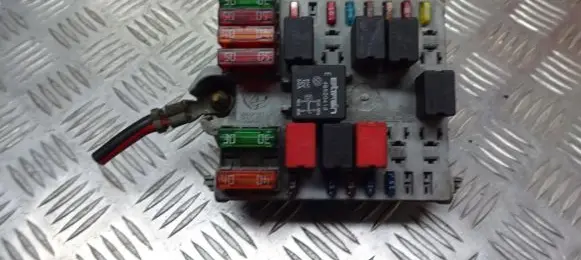 Alfa Romeo 147 Fuse box cover 46558759