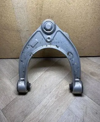 BMW 5 GT F07 Front upper control arm/wishbone 6775967 31126775967 3112677596708
