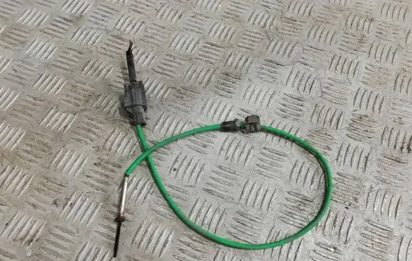 Fuel pressure sensor