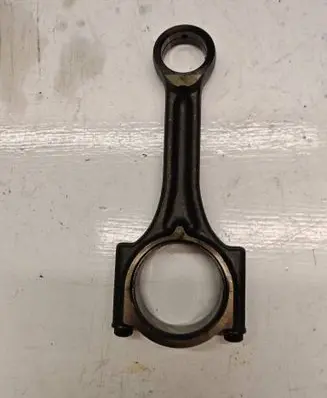 Peugeot 3008 II Connecting rod/conrod 