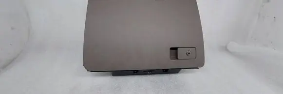 Volkswagen PASSAT B6 Glove box 3C1857114 T0024226 P0108696