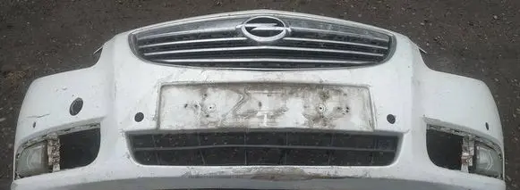 Opel Insignia A Front bumper BALTAS