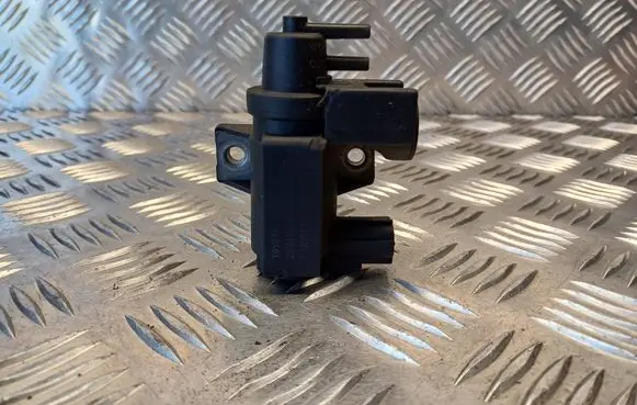 Toyota RAV 4 (XA30) Turbo solenoid valve 258190R011 70051308