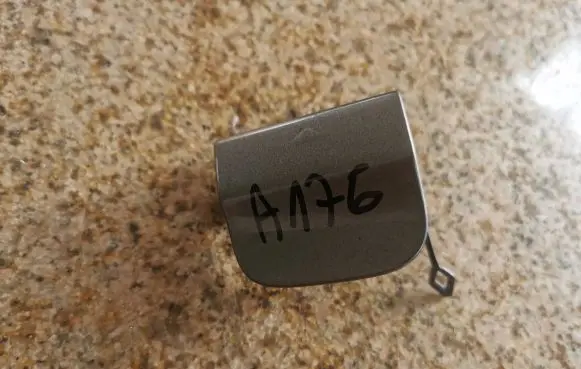 Mercedes-Benz A W176 Front tow hook cap/cover A1768850122