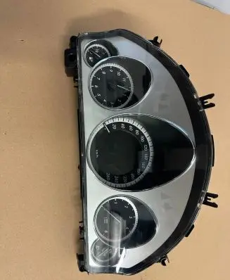 Mercedes-Benz E W212 Speedometer (instrument cluster) A2125409547 A2C53257171