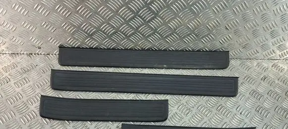 Honda CR-V sill trim set (inner) 