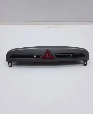 Peugeot 308 Hazard light switch 9659793577 03069020