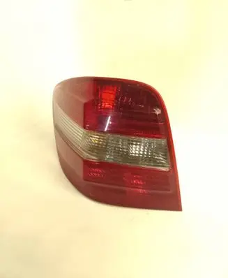 Mercedes-Benz ML W164 Rear/tail lights 404131l