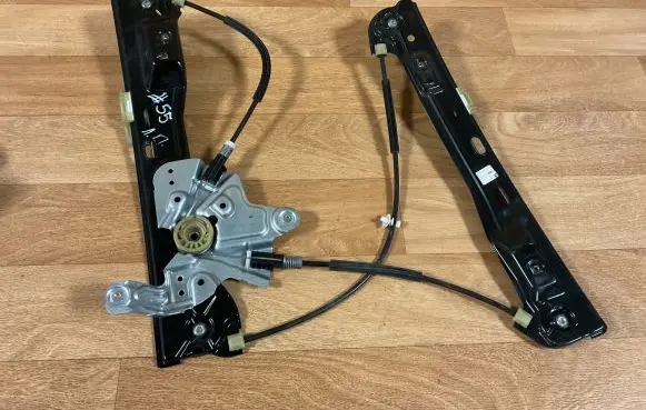 Opel Insignia A Front window lifting mechanism without motor 965872102 0313