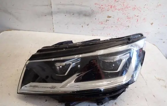 Volkswagen Transporter - Caravelle T6 Headlight/headlamp 7L1941035D