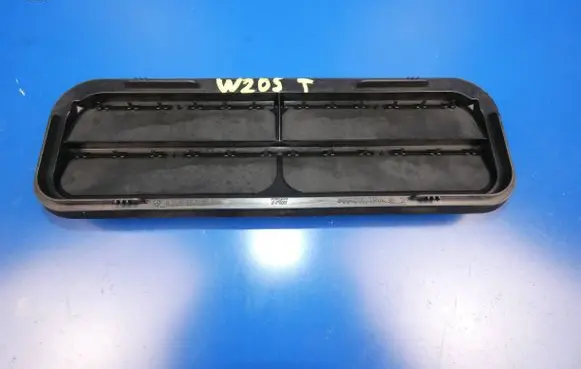 Mercedes-Benz C W205 Quarter panel pressure vent A2058301201