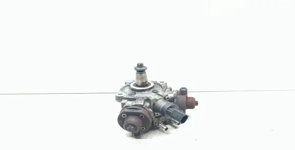 BMW X3 F25 Fuel injection high pressure pump 0445010634 7823463