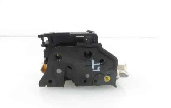 Seat Leon (1P) Rear door lock 1P0839015