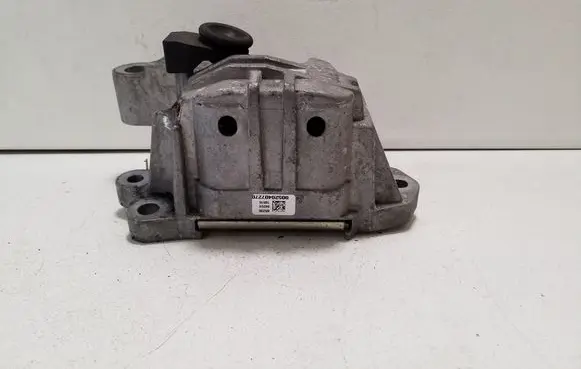Fiat Tipo Engine mount bracket 00520407270 520407270