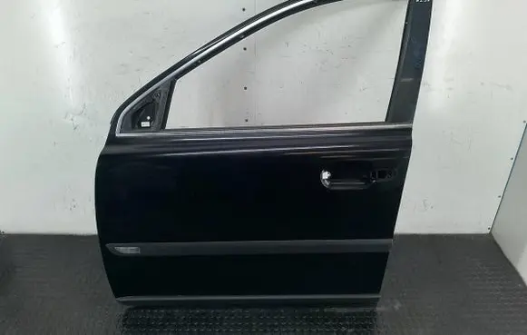 Volvo XC90 Front door 452-26