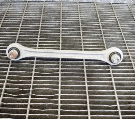 Porsche Panamera (970) Rear upper control arm/wishbone 97033104300