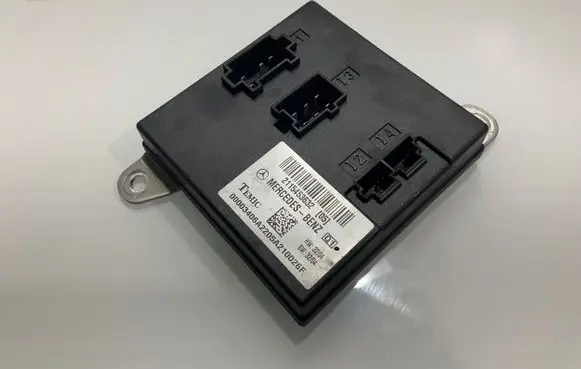 Mercedes-Benz E W211 Comfort/convenience module 2115453632 A2115453632