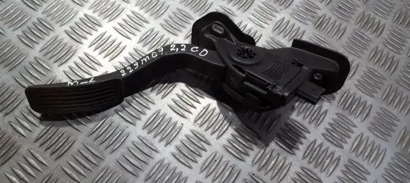 Mazda 6 Accelerator throttle pedal 6pv93337001 6pv933370-01