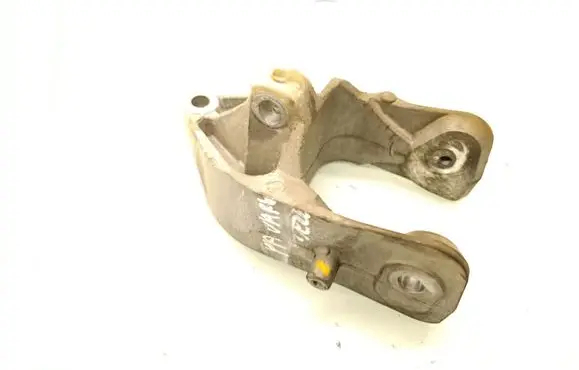 Gearbox mounting bracket