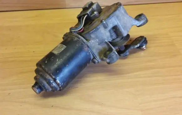 Nissan Terrano Wiper motor