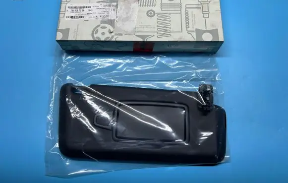 Mercedes-Benz GLC X253 C253 Sun visor A2058107204 A20581072049H43