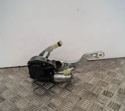 Mercedes-Benz C W205 Rear window wiper motor 0390204124