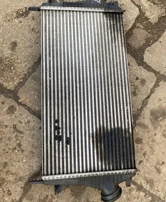 Opel Insignia A Intercooler radiator 13241751 P1831001