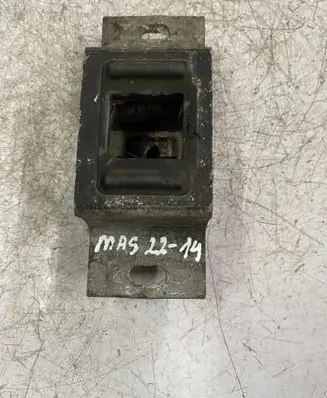 Renault Master III Gearbox mount 8200676857